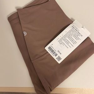 nwt align short 10"